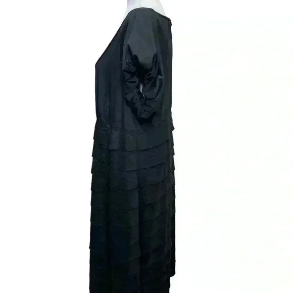 M.S.S.P. Black Mid-Length tiered with a puffed Cap sleeve Size 3X - Picture 3 of 8